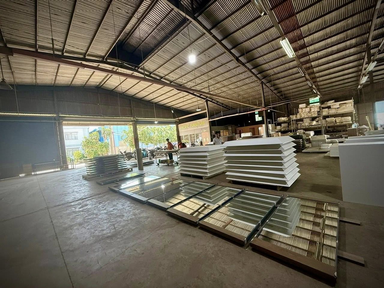 Nhà Máy Pacific Furniture